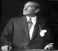 Atatürk Kimdir?